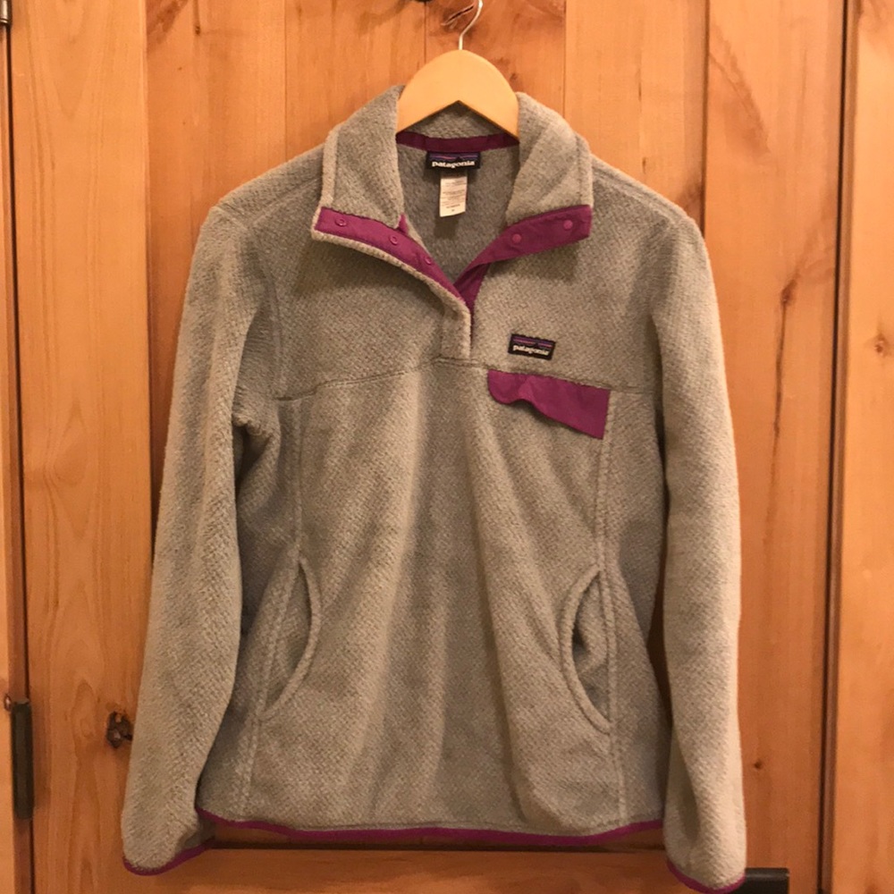 Patagonia pullover fleece with kangaroo pocket